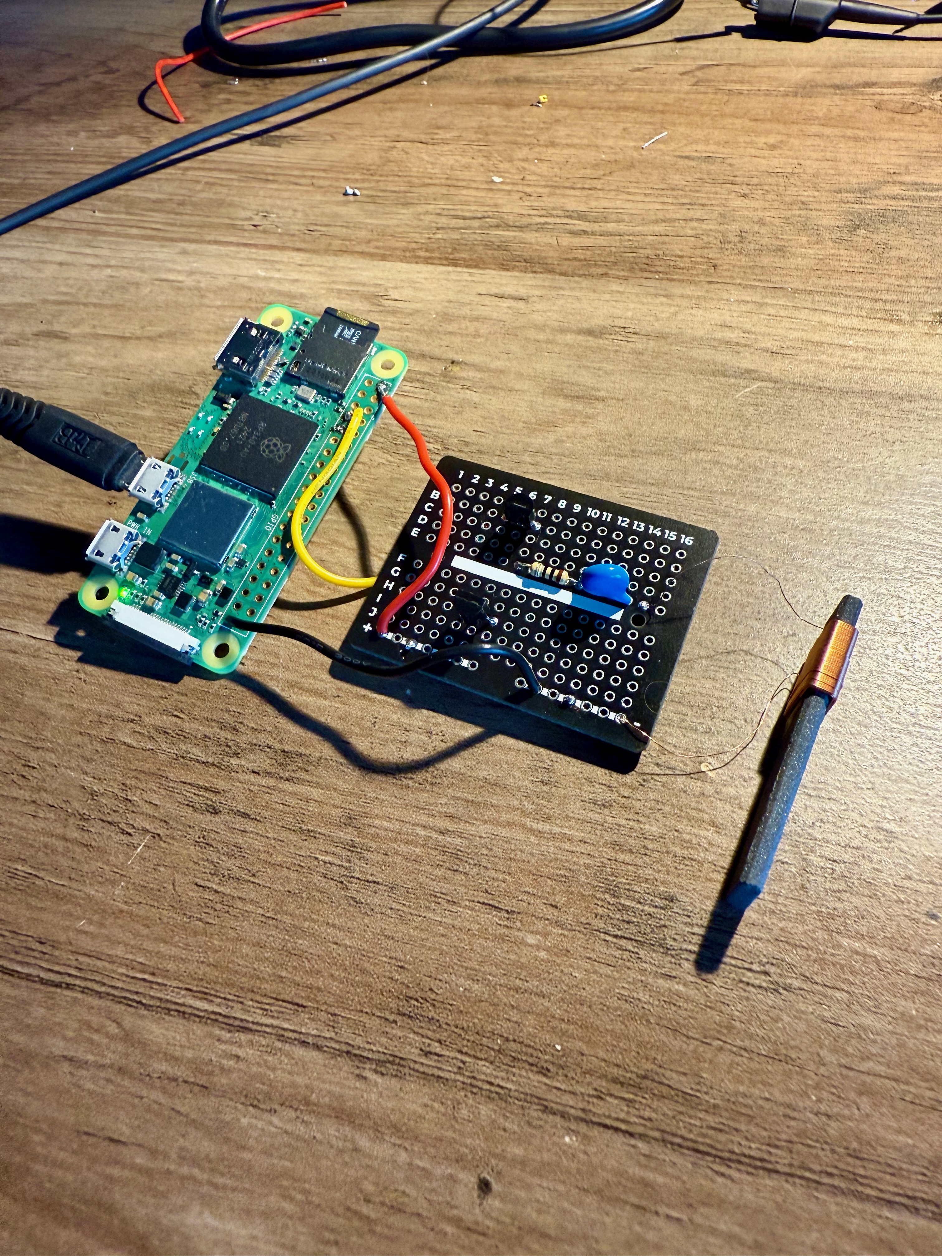 Pi Zero W and perfboard with push-pull MOSFET driver
